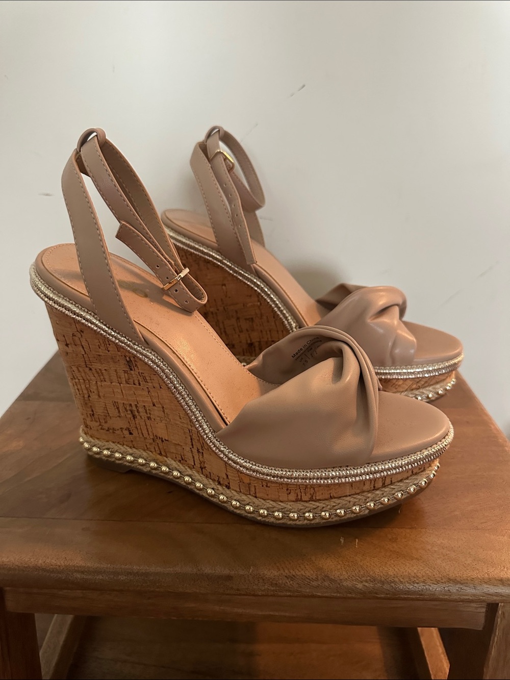 Aldo wedge platform sandals size 7.5